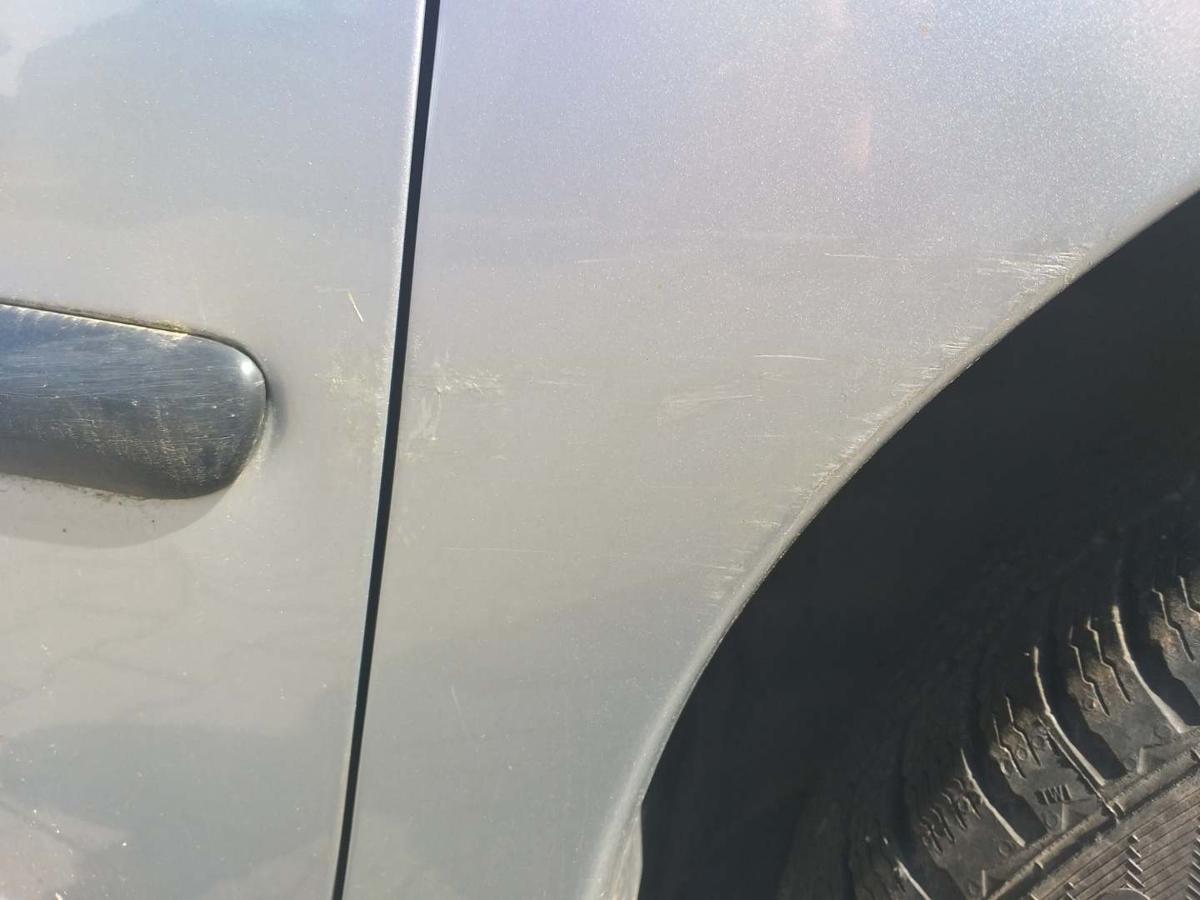 Peugeot 207 original Kotfl&uuml;gel vorn rechts EZR Aluminium Grau Bj.2007